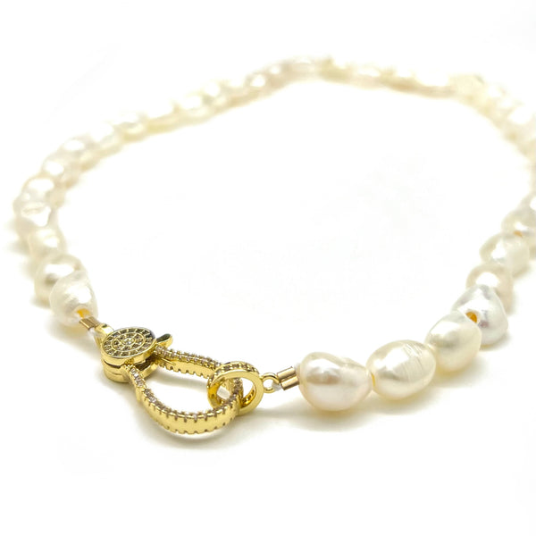 PEARL NECKLACE W/ PAVE CLASP