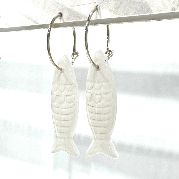 #2713 WHITE SANDS FISH HOOP