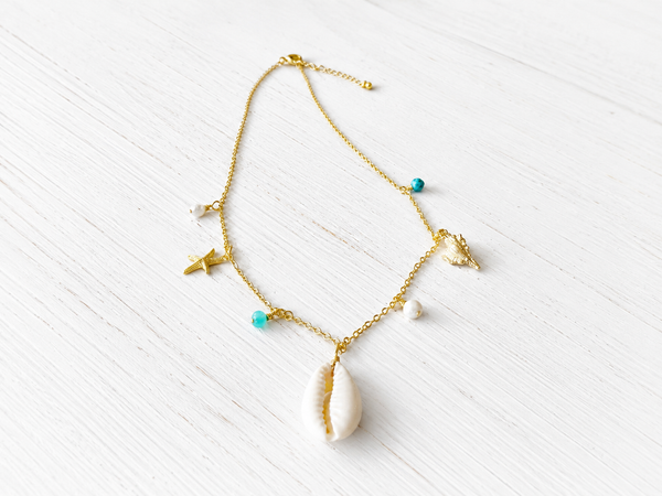 #80281 COWRIE DAYDREAM CHARM NECKLACE