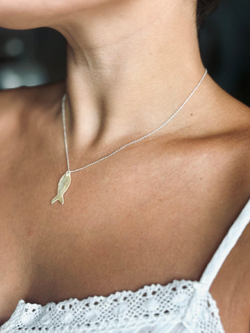 #80226 MOP FISH NECKLACE
