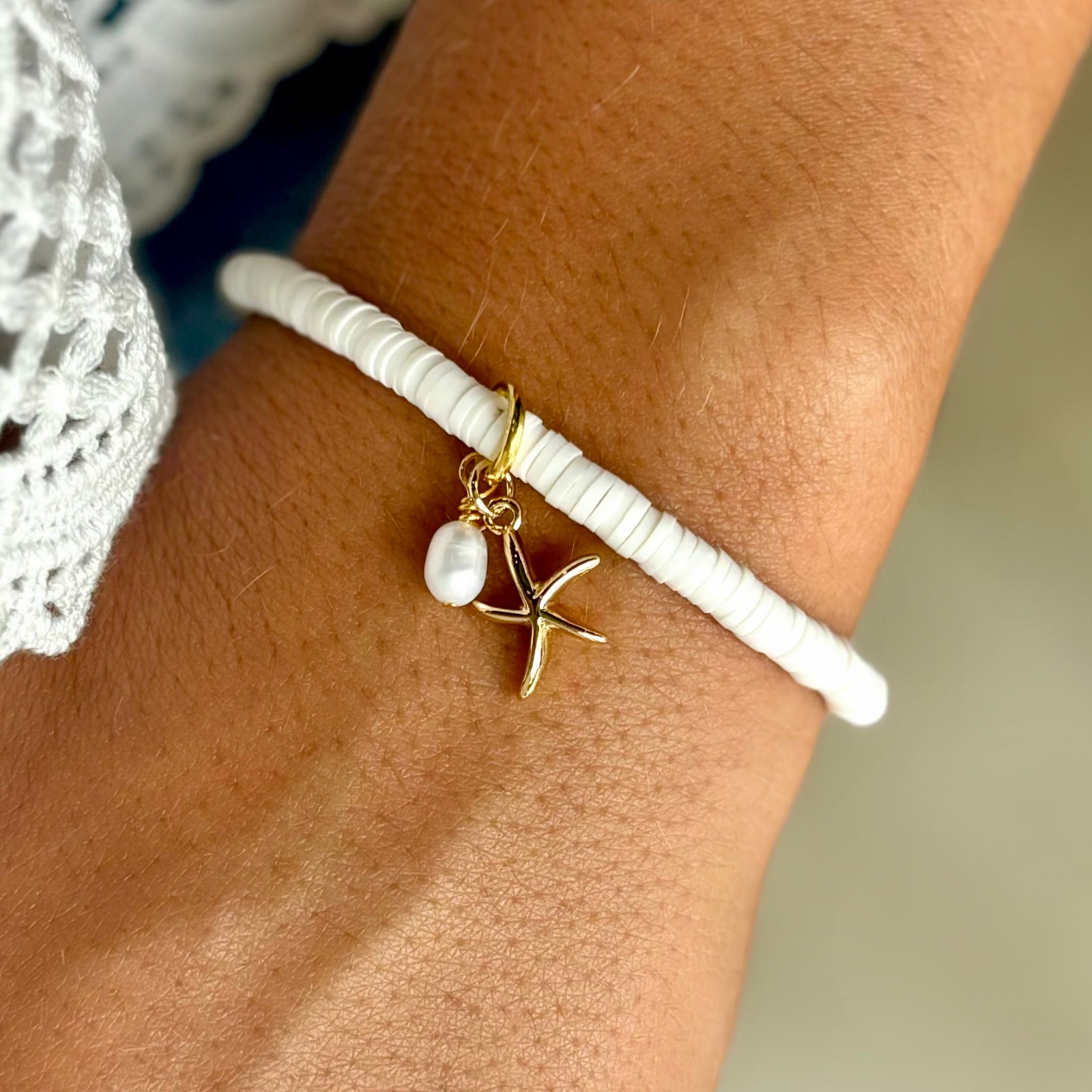 #60192 COASTAL HEISHI CHARM BRACELET