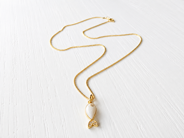 #80268 ENAMEL FISH NECKLACE