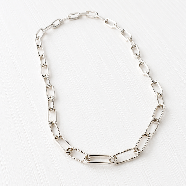 #80204 TEXTURED PAPERCLIP CHAIN NECKLACE
