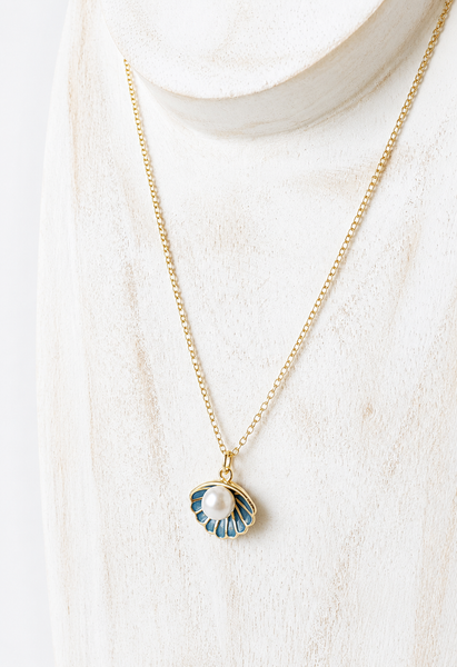 #80272 SCALLOP W/ PEARL NECKLACE