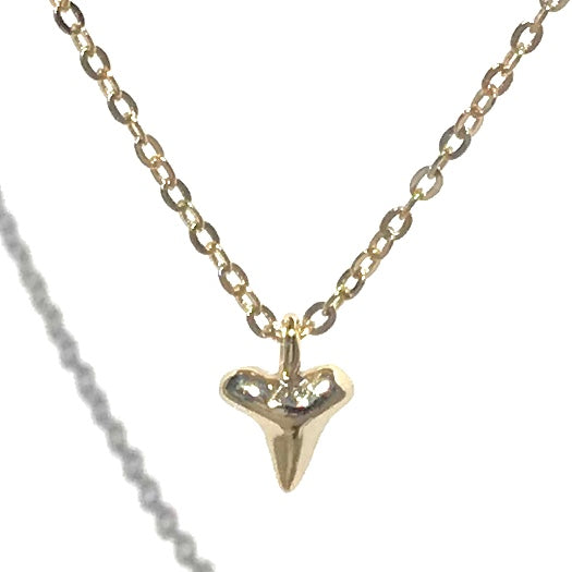 MINI SHARK TOOTH NECKLACE