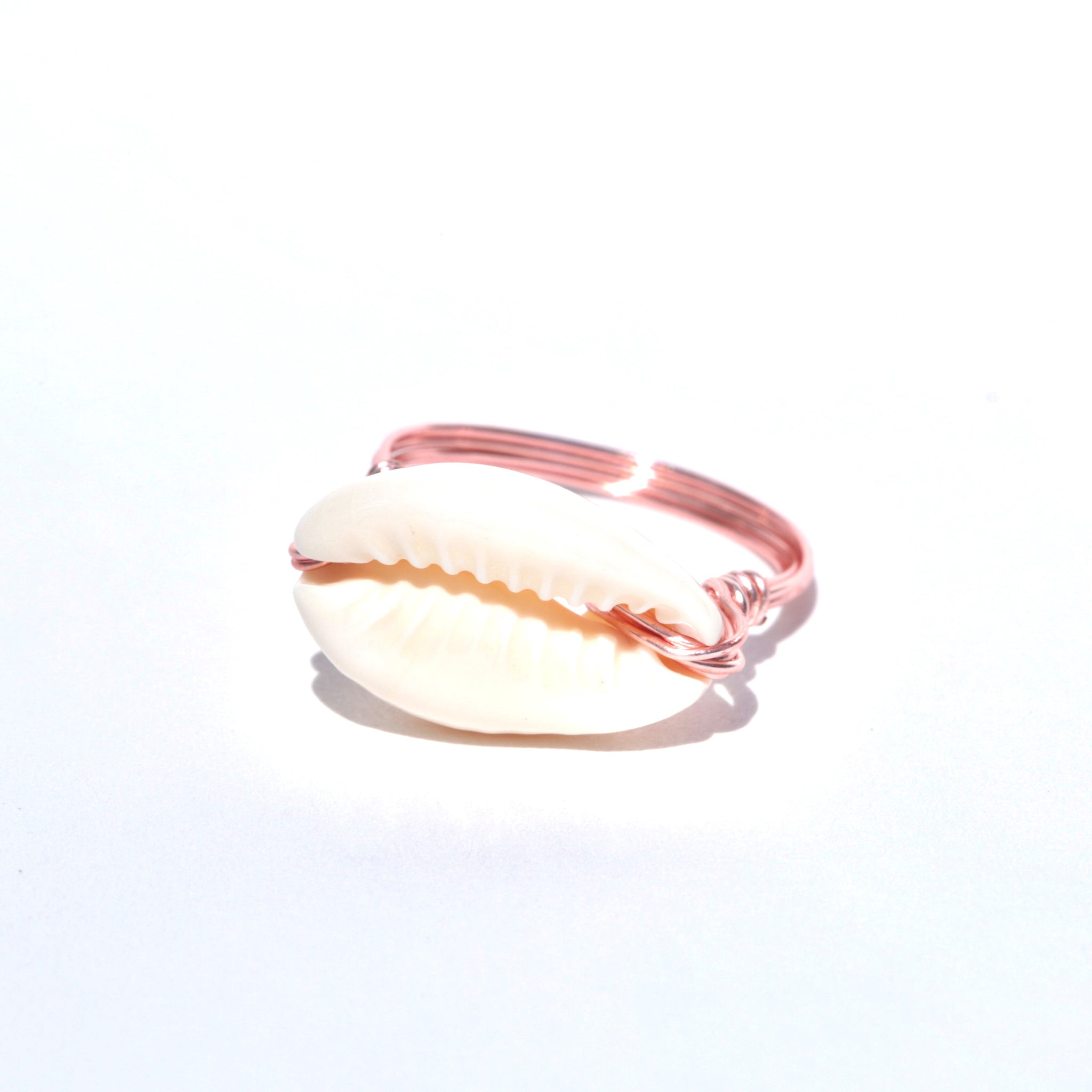 COWRIE RING